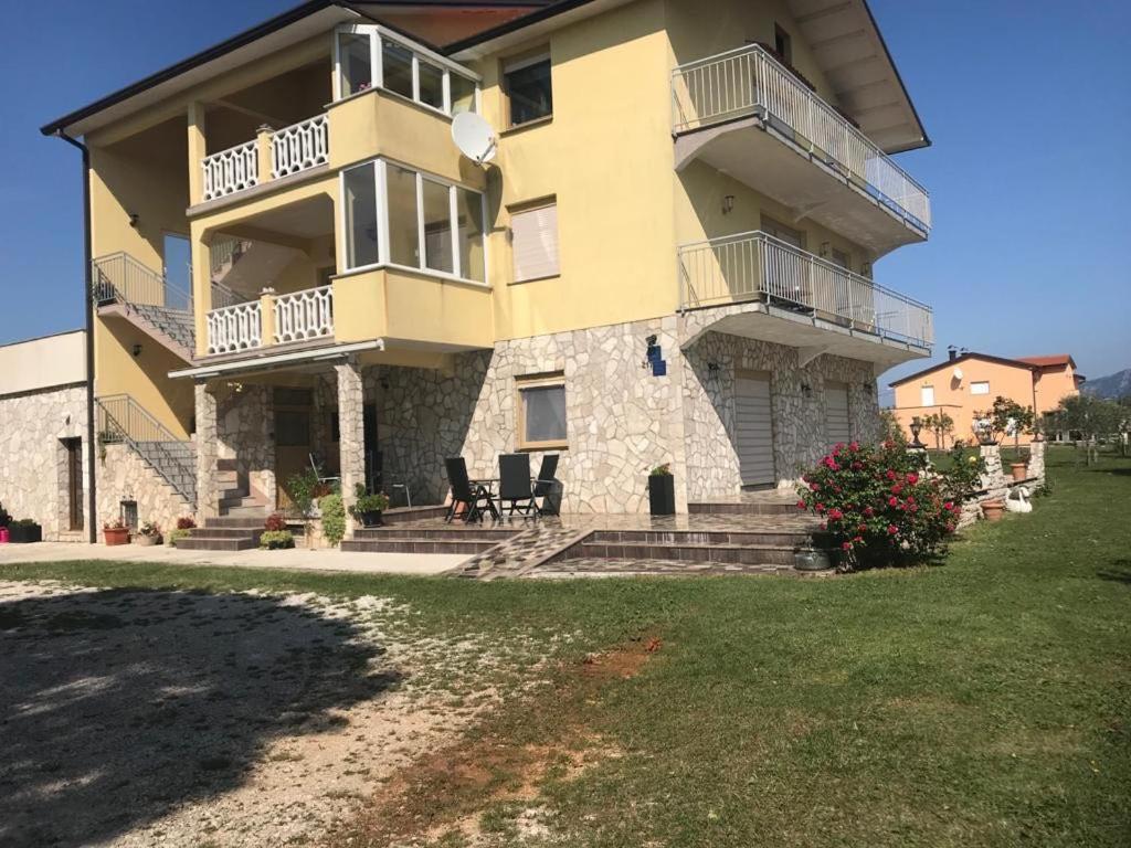 Ferienhaus Tomic Nedeščina Exterior foto